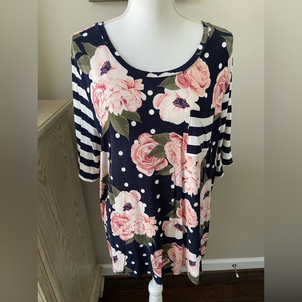 EST. 1948 Multi Print Top